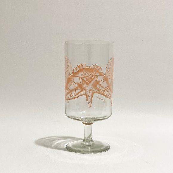 Vintage M. W. Periscope Sea Shell Footed Glassware, set 2 - Picture 3 of 6